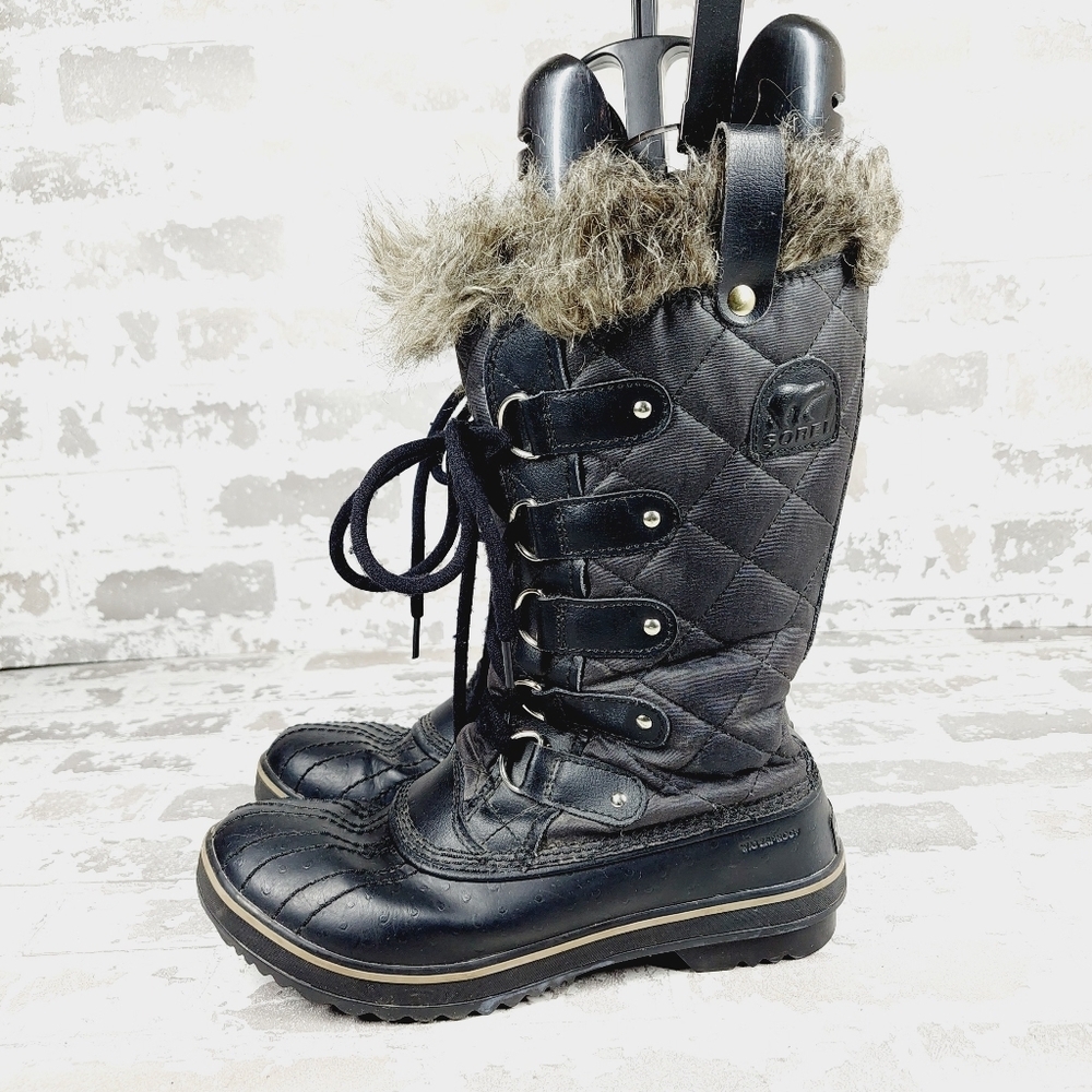 Sorel Toffino II Black Lace Up Faux Fur Quilted Waterproof Winter Boots D171